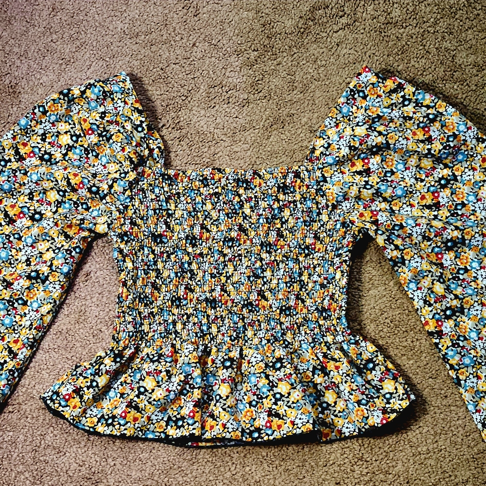 Source Unknown Floral Puff Sleeve Blouse